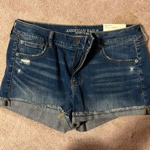 Brand New American Eagle Outfitters shortie shorts size 14